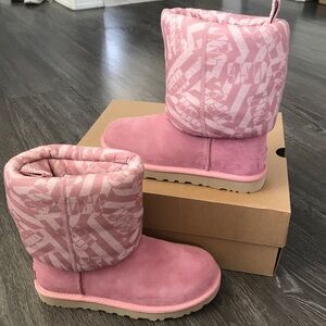 Ugg classic jersey stripe short boot